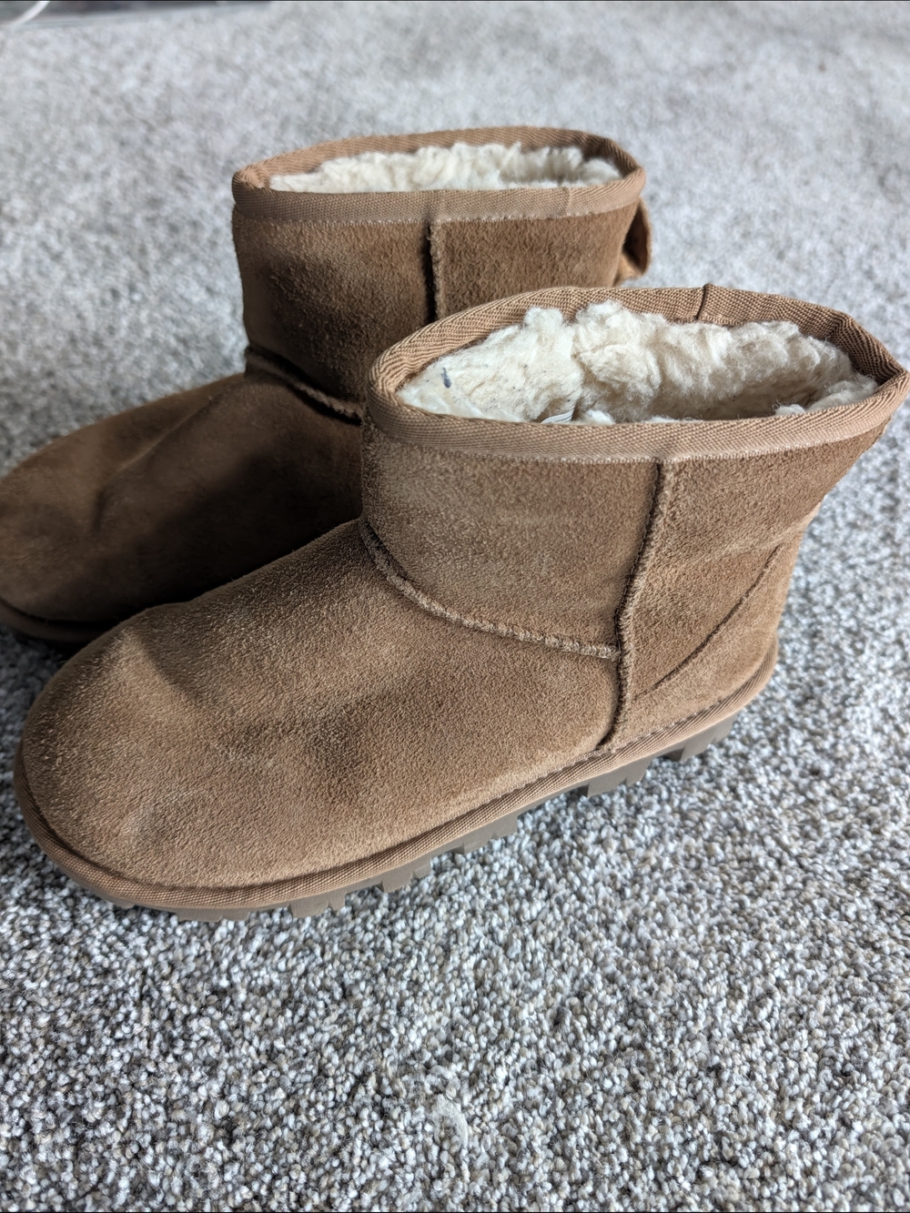 UGG Suede Boots Size 5
